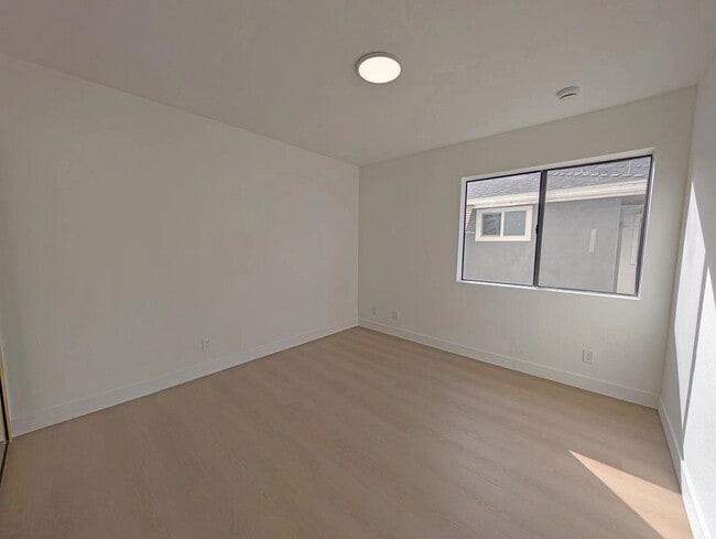 Photo - 612 N 6th St Unidad C