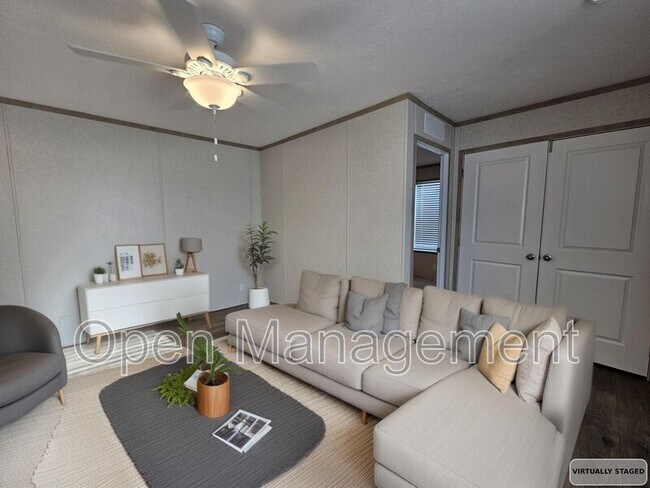 Photo - 700 S 12th St