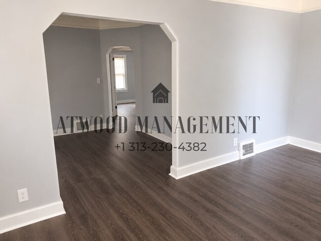 3040 Kendall St
