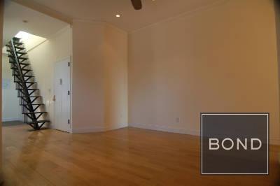 Building Photo - 321 E 10th St Unit 5W Rental