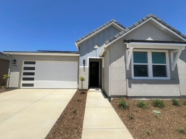 Building Photo - Granville Realty Rental Home