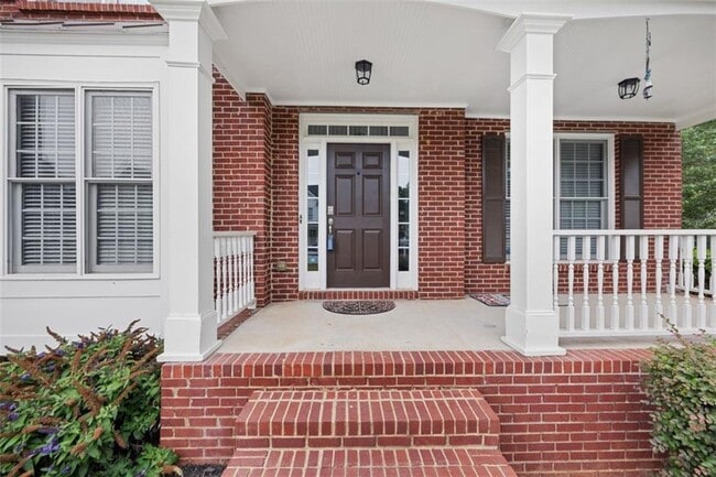Photo - 940 Southfield Ln
