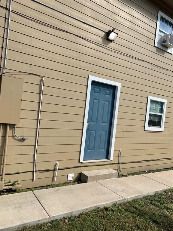 Building Photo - 309 Hutcheson St Unit 8