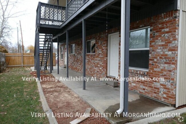 Building Photo - 763 W Pine Ave Rental
