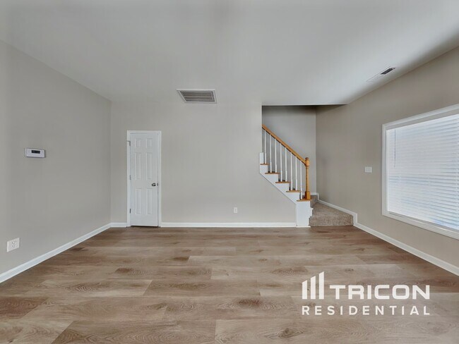 Photo - 5513 Landreaux Dr