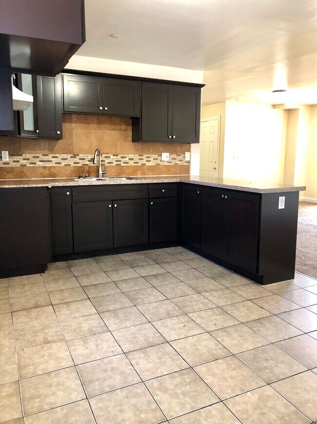 403-405 W 101st Street