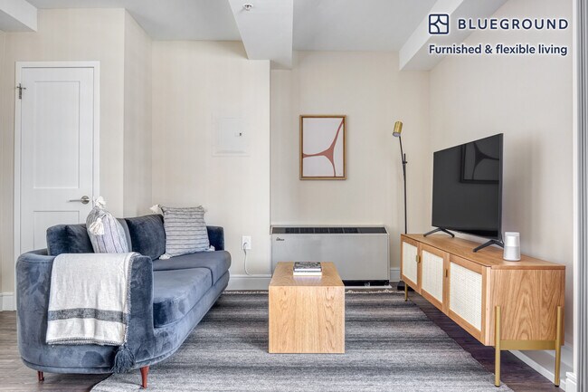 Photo - 354 E 91st St Unit FL19-ID653