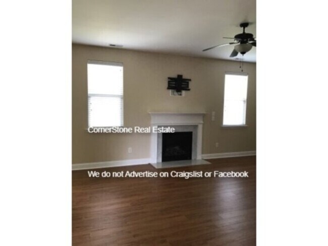 Photo - 440 Wood Point Dr