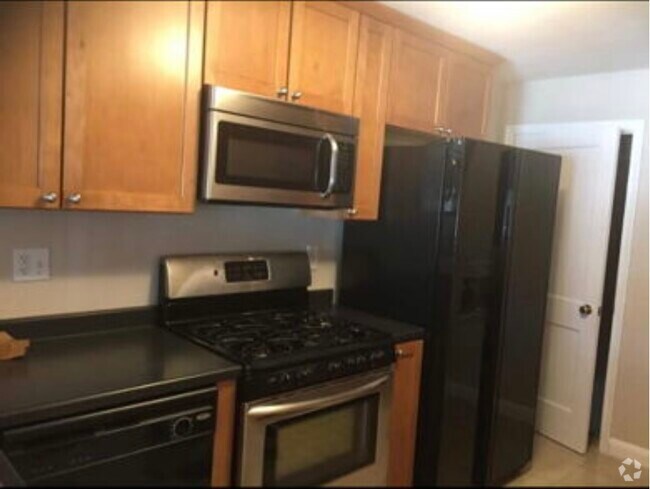 Building Photo - 8530 Drumwood Rd Rental