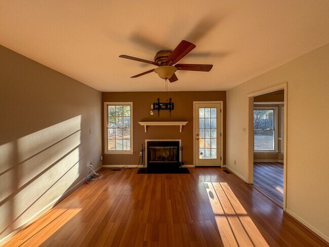 Photo - Charming 3 Bed 2 Bath Home in Jack Britt