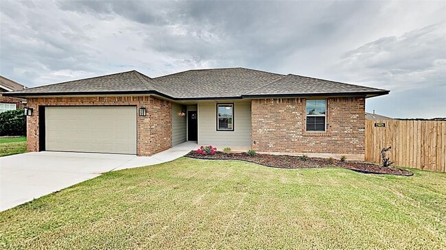 Photo - 405 Josephine Ct