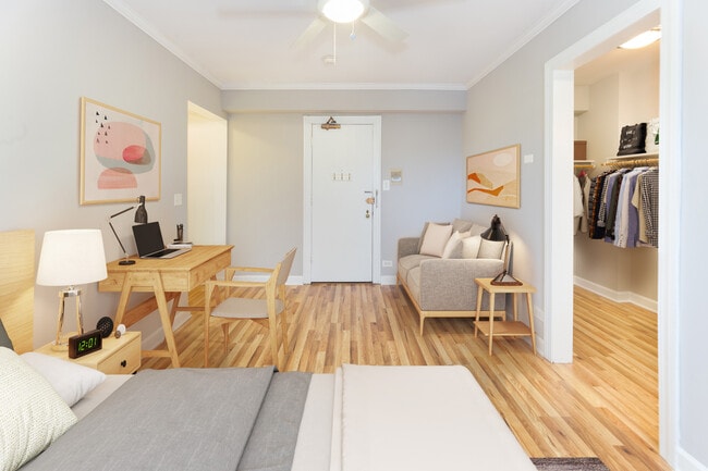 Photo - 1939 N. Lincoln