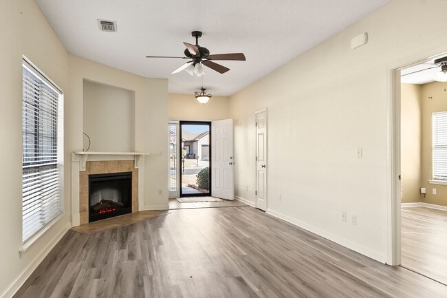 Photo - East Tuscaloosa Garden Home in Camden Lake