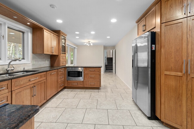 Photo - 4966 Whispering Pine Ln