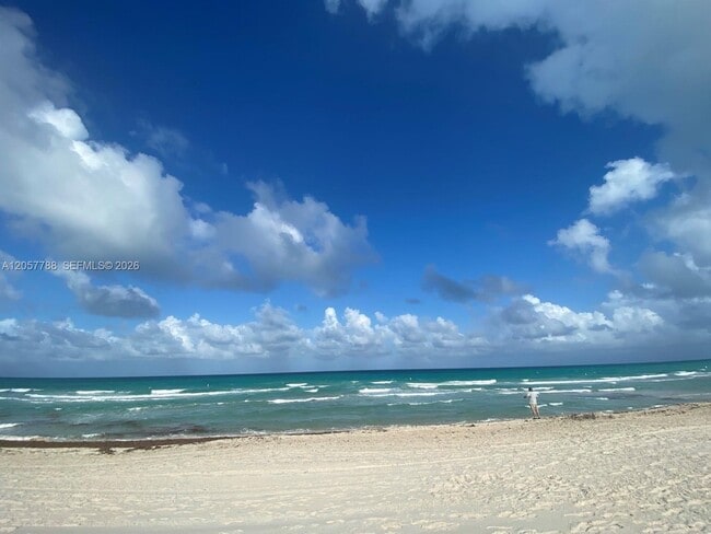 Building Photo - 9056 Collins Ave Unit 23