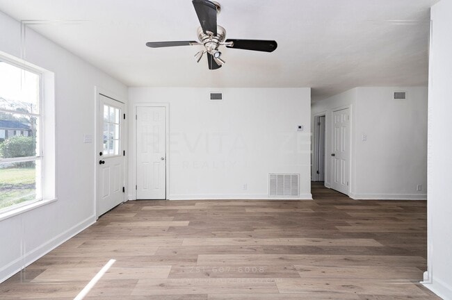 Photo - Fully Renovated 3 Bed 2 Bath Home!