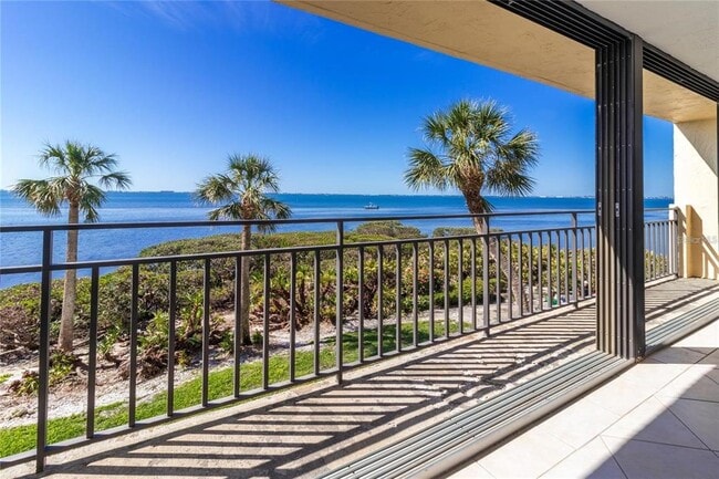 Building Photo - 6460 Mourning Dove Dr Unit 204