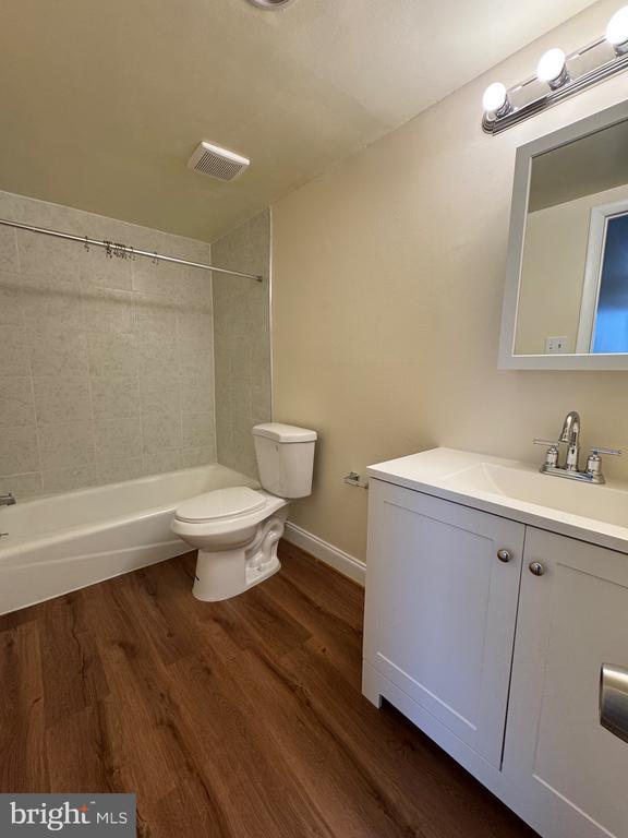 Photo - 11925 Parklawn Dr Unidad 202