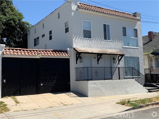 Building Photo - 1209 W 40th Pl Rental