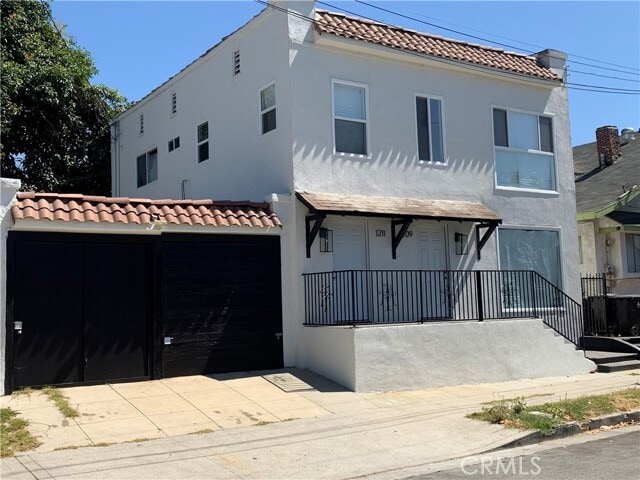 Building Photo - 1209 W 40th Pl Rental
