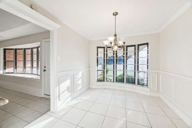 Photo - 5959 Beaudry Dr