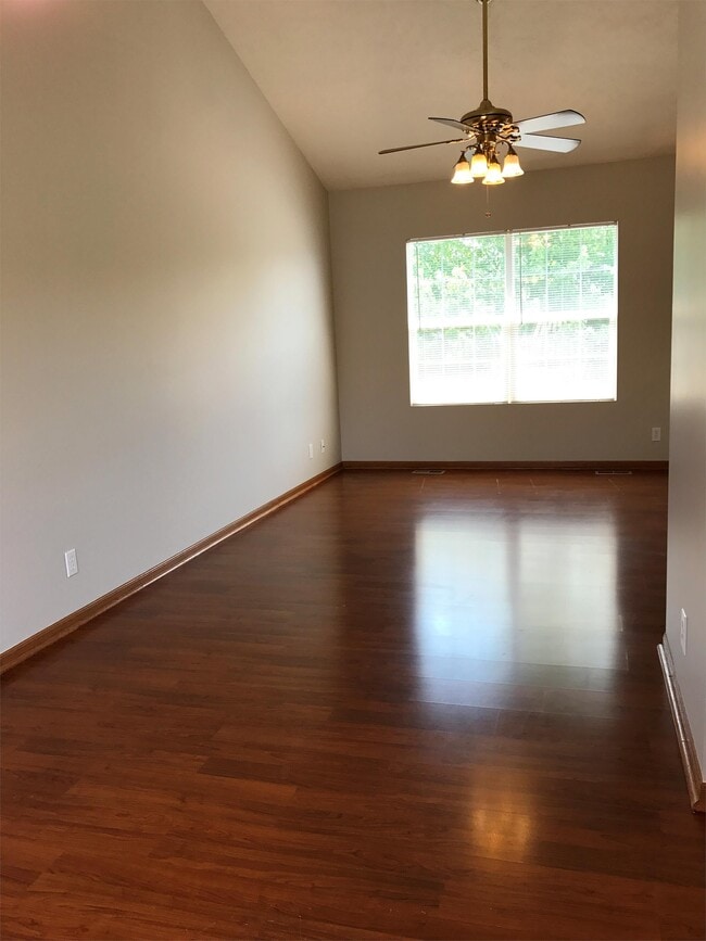 Photo - 6721 N 78th Ave