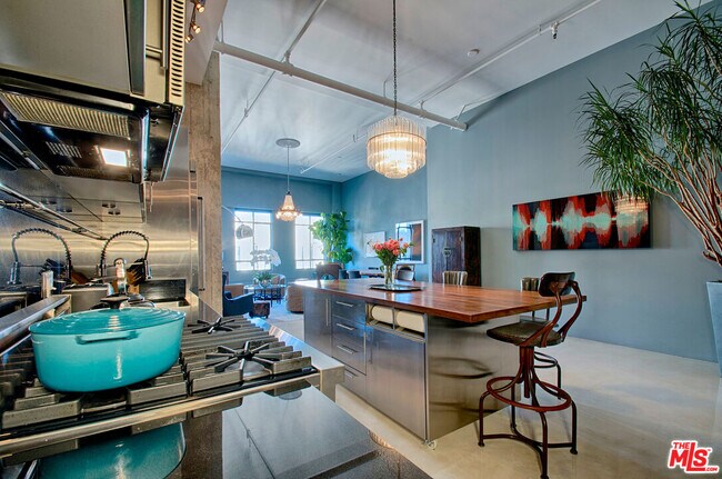 Photo - 849 S Broadway Unit 1202