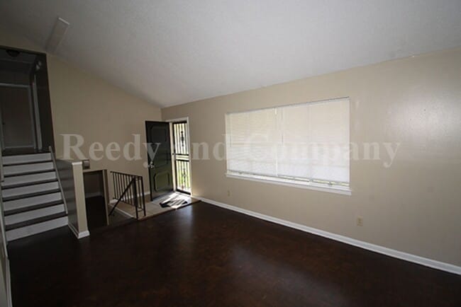 Photo - 4558 Almo Ave