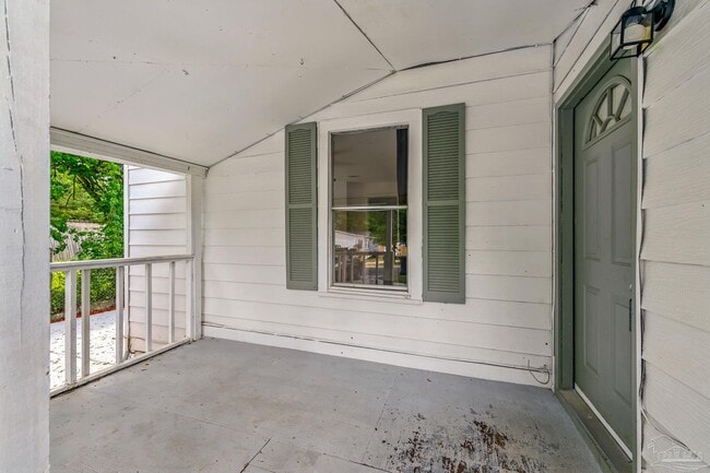 Photo - 61 E Ensley St