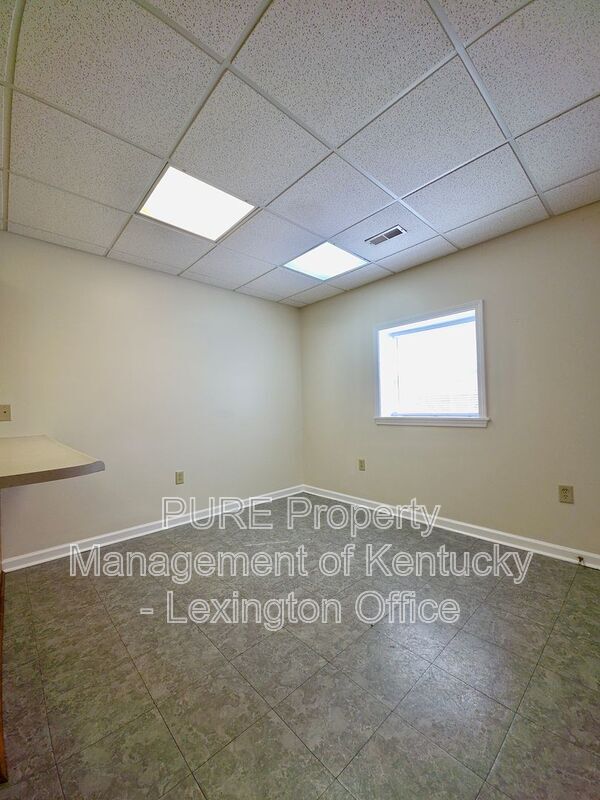 Photo - 3045 Colonel Rd Unit G