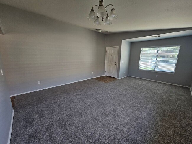 45360 W Woody Rd
