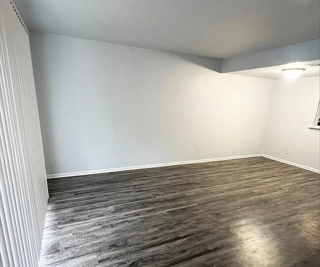 Photo - 1905 Eastway Dr Unit #1905