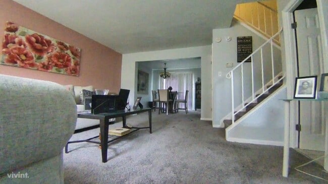 Photo - 5807 Falkland Pl
