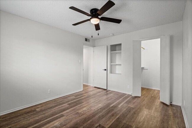 Photo - 3415 Willowrun Dr