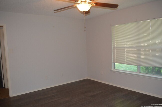 Photo - Large Beautiful 3 bed 2 bath