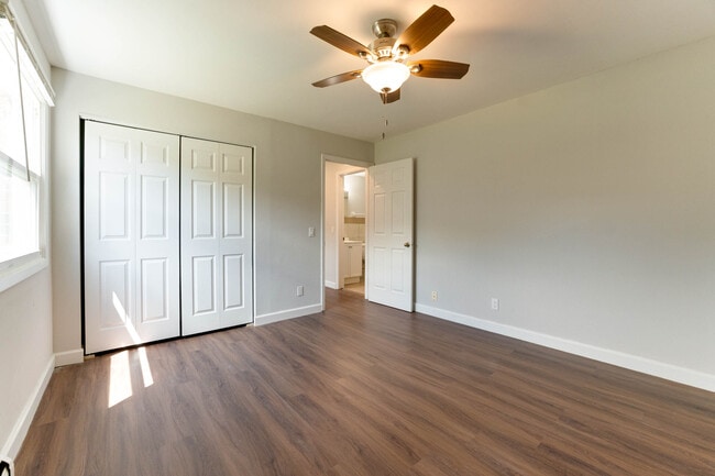 Photo - Arbor Arms Apartments