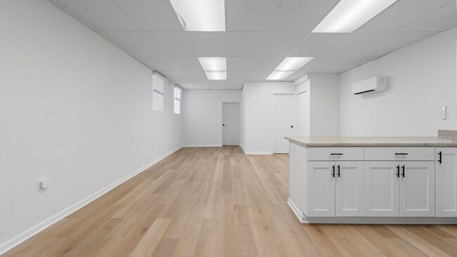 Photo - 2827 Brownsville Rd