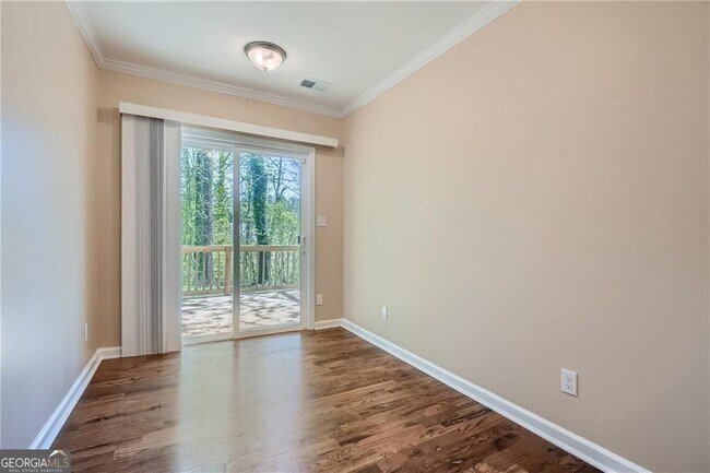 Photo - 2534 Niskey Lake Rd SW