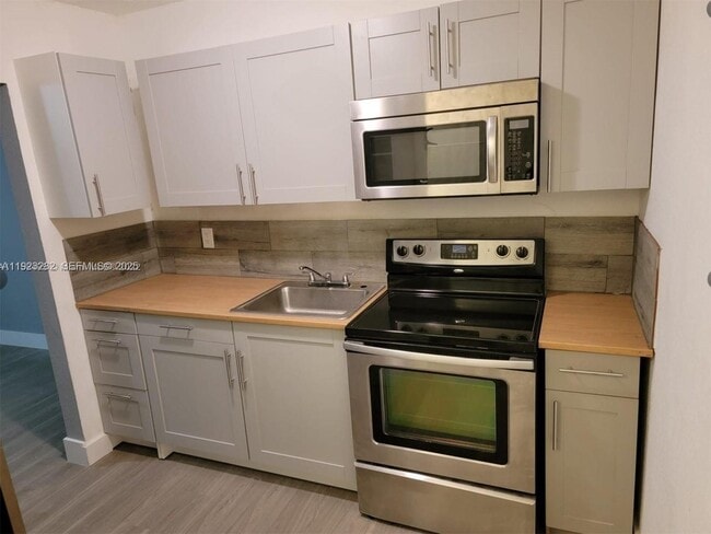 Photo - 2530 NW 17th St