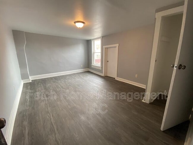 Photo - 208 W Vine St