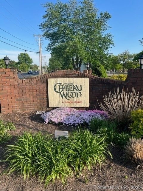 Building Photo - 244 High Path Rd Unit 244