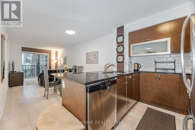 Photo - 28 Ted Rogers Way Unit 1506