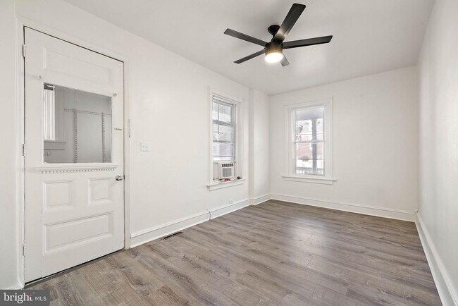 Photo - 1502 W 14th St