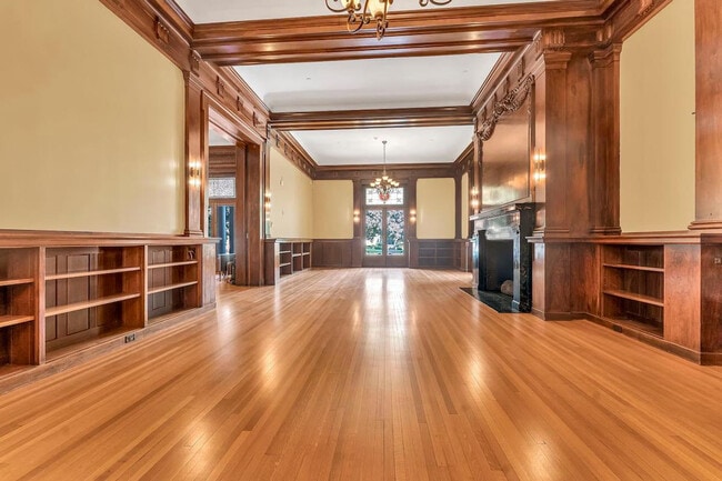 Building Photo - 849 Delaware Ave Unit ID1467423P