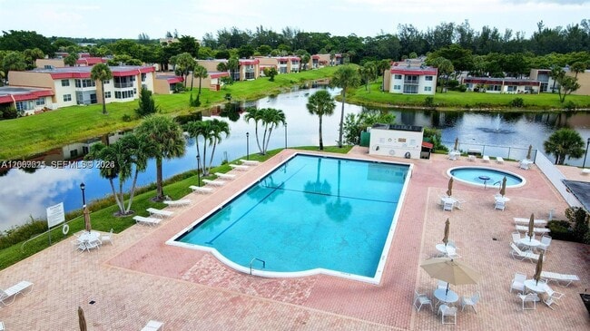Photo - 136 Lake Dora Dr Unit 136