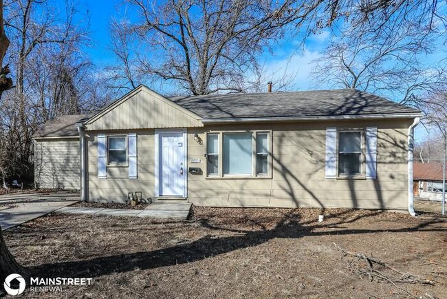 10000 Drury Ave, Kansas City, MO 64137 - 10000 Drury Ave, Kansas City, MO 64137 House