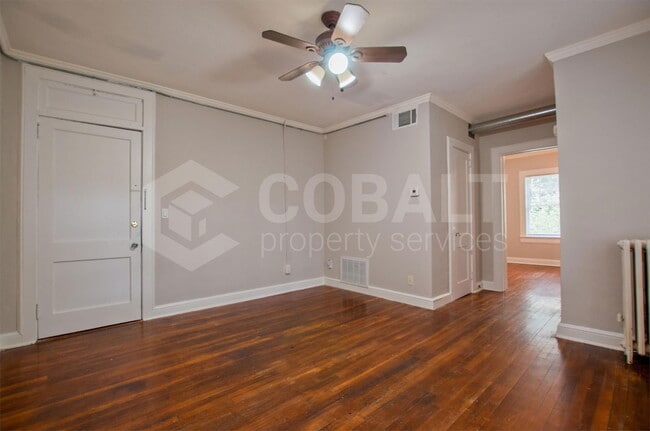 Photo - 674 Somerset Terrace NE Unit 1