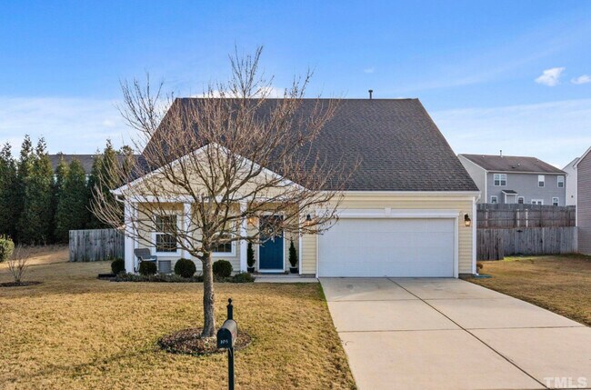 Photo - 105 Chownings Dr