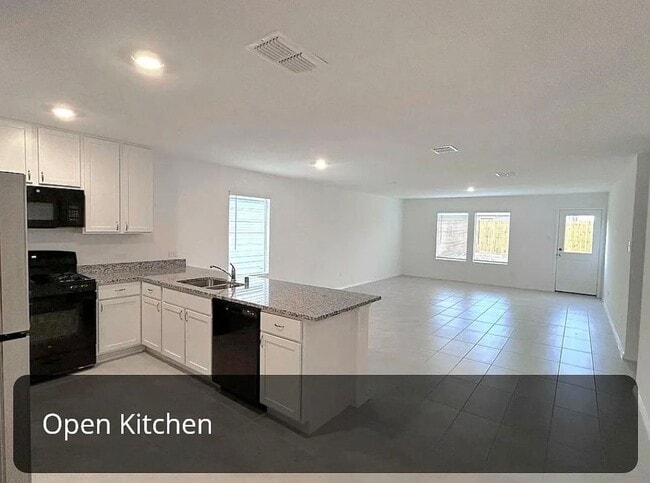 Photo - 913 Sourgum St