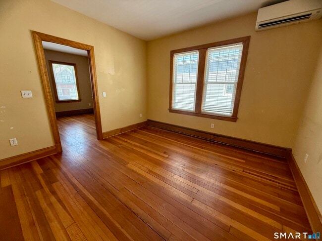 Photo - 112 Belden St Unit 2W